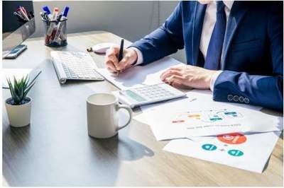 云帐房再获D轮融资，累计服务近140万企业，引领财税管理SaaS新篇章